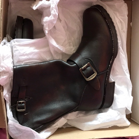 Frye boots - Picture 2 of 8